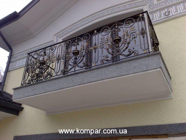 Французские кованые балконы